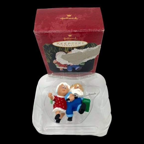 Hallmark Keepsake Ornament Christmas The Clauses on Vacation 1997 - Picture 4 of 8